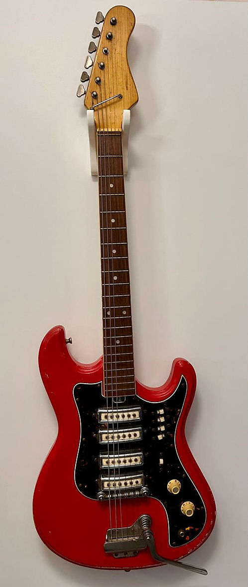 Stratocaster Fiesta red 4 pickups vintage guitar 1970s